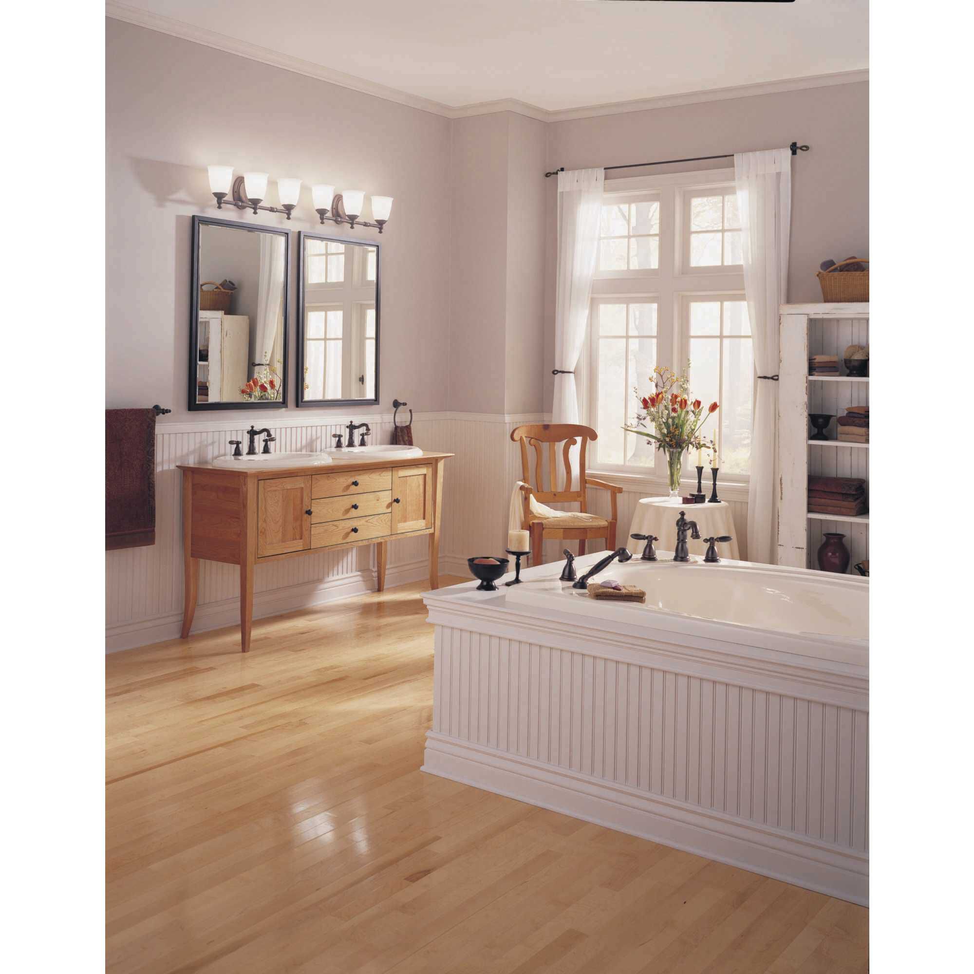 Delta oil rubbed bronze vanity light discount